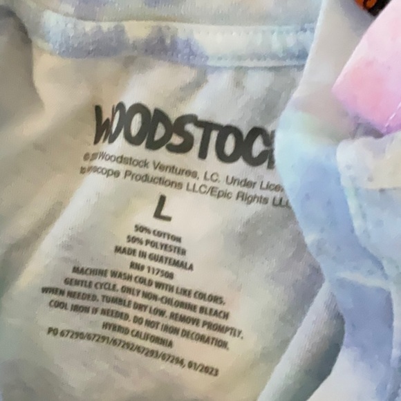 Graphic T-Shirts Bundle - Cartoon and Woodstock Designs - Picture 7 of 7